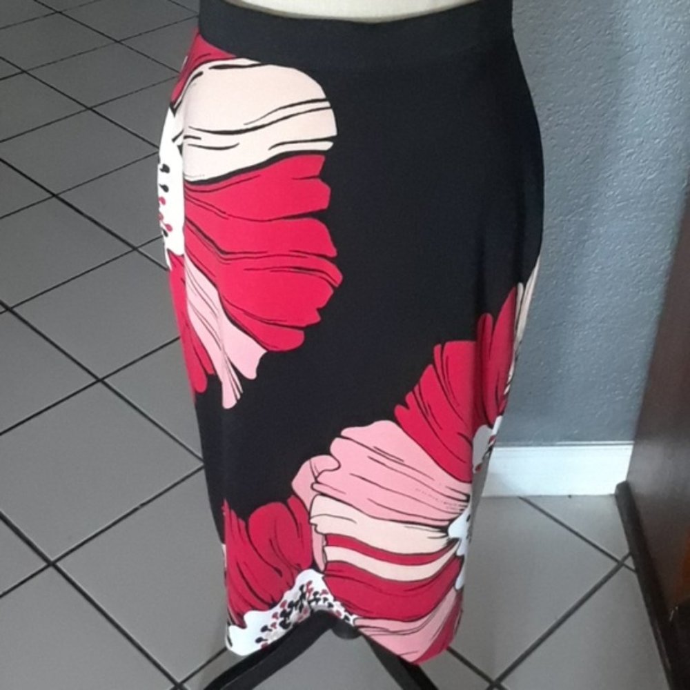 Alfani Flowered Skirt- NWT - Picture 3 of 5